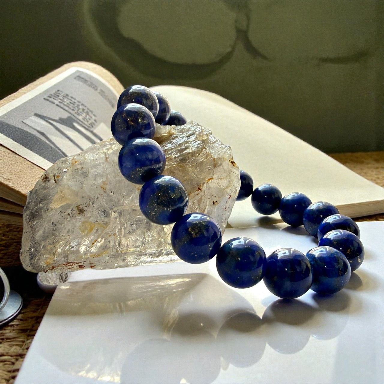 天然原礦阿富汗青金石手環:開啟智慧與洞察力的法老之石,避邪守護與心靈平靜|歐台絲路 EU CARE