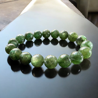 天然 7A 收藏級龍磷爆閃綠祖母手環｜頂級綠色能量 ╳ 心靈療癒 × 心輪守護 ╳ 財富靈感 ╳ 爆閃聚能