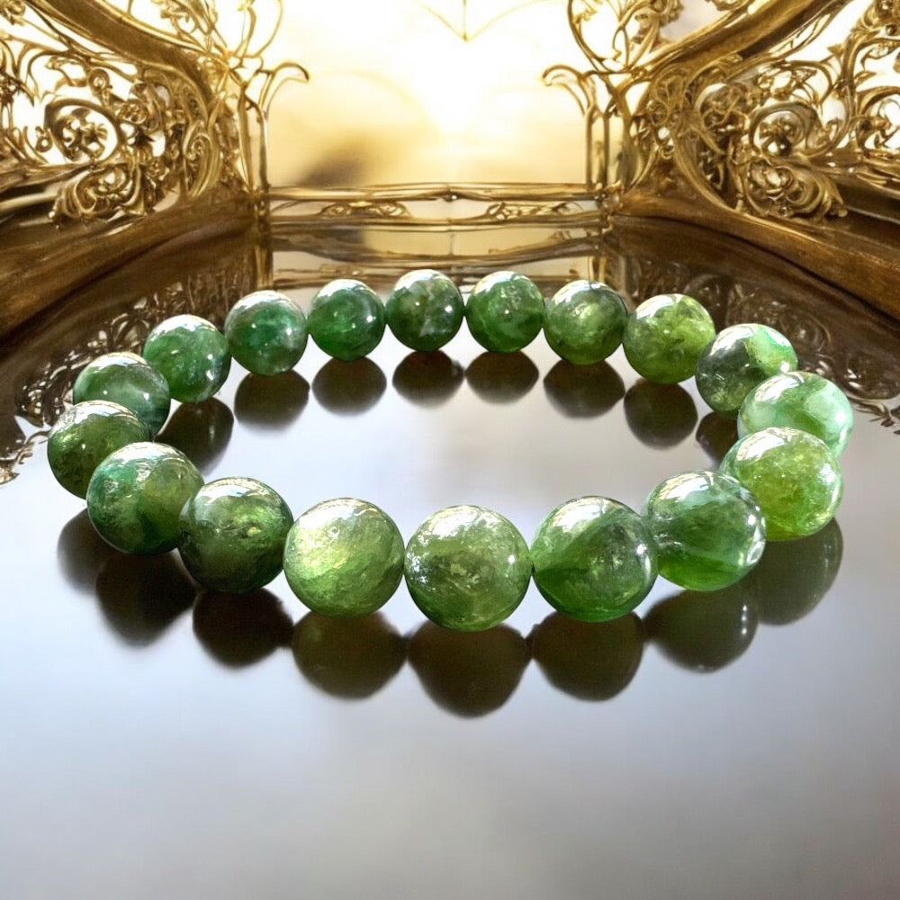 天然 7A 收藏級龍磷爆閃綠祖母手環｜頂級綠色能量 ╳ 心靈療癒 × 心輪守護 ╳ 財富靈感 ╳ 爆閃聚能