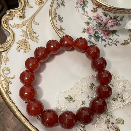 天然7A 天然紅瑪瑙手環：鴻運當頭、自信活力與強效辟邪 招財納福、化解煞氣、增強自信與促進循環