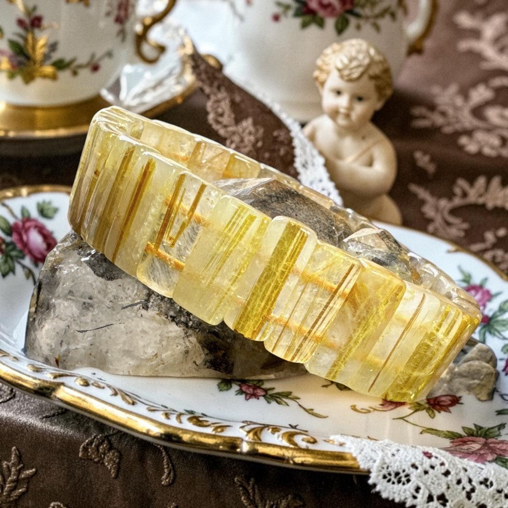 天然鈦晶手排 板狀金紅石髮絲 能量強勁霸氣 強力招正偏財、提升決斷力、辟邪擋煞與增強自信