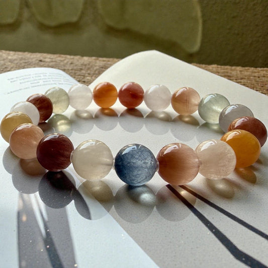 天然巴西原礦彩色兔毛水晶：提升好人緣、招納萬方財富與安定心神 全脈輪平衡、溫潤顯化財富與修復情緒，女性健康與自信守護